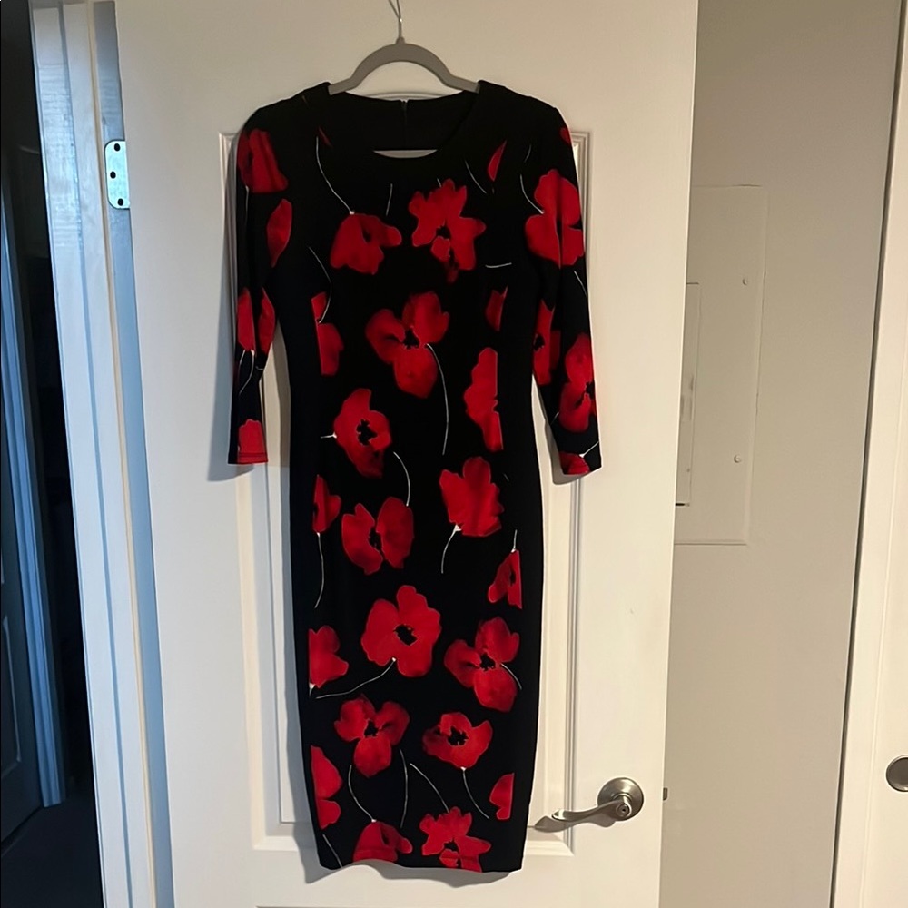 MAGGY LONDON Red and Black Sheath Dress 3/4 Sleeve